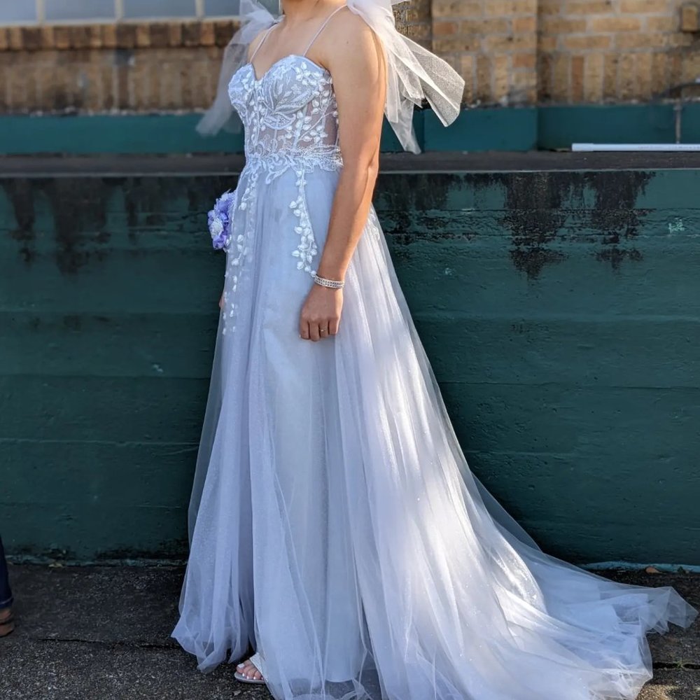 Prom Dress - Picture 2 of 6